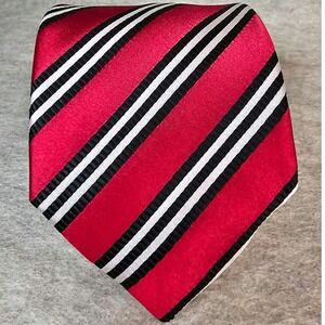 Donald J Trump Signature Collection 100% Silk Red Black & White Necktie